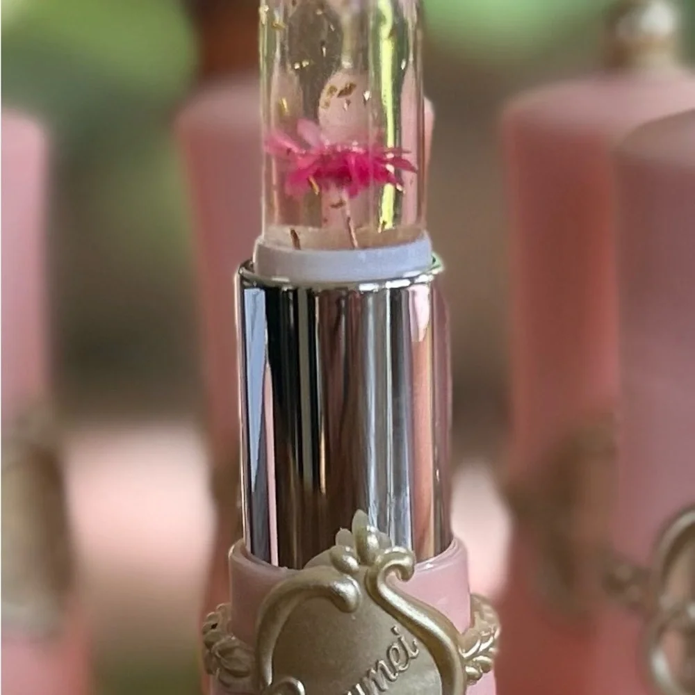 Lipstick Temperature Changing